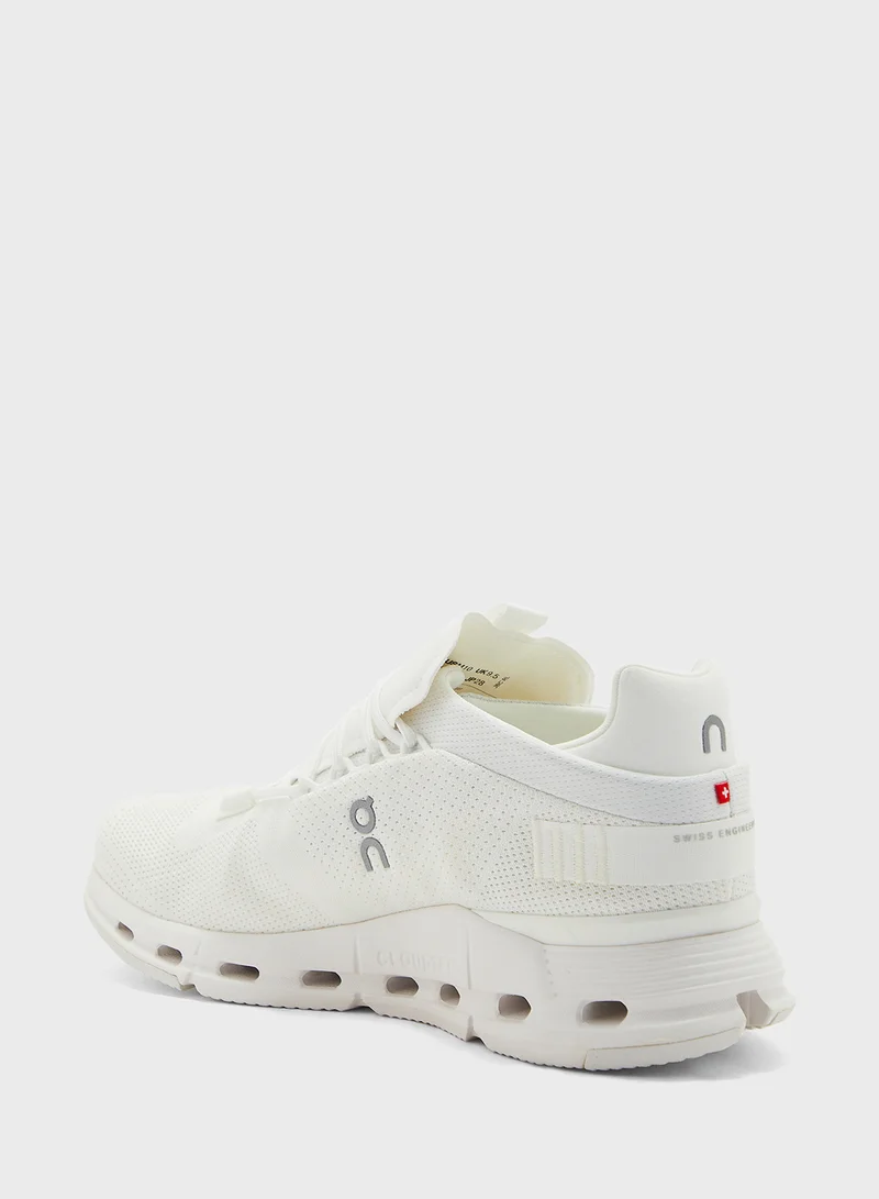 On Running Cloudnova Undyed