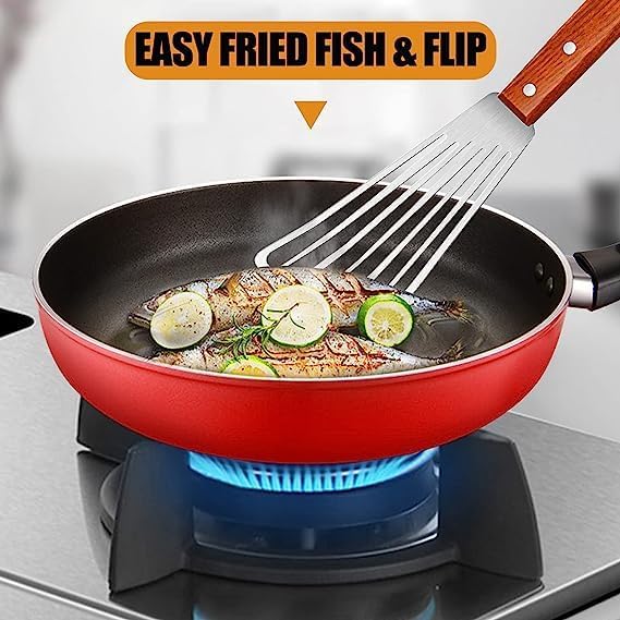 MeeTo Stainless Steel Slotted Turner Slotted Fish Spatula with Wooden Handle Heat Resistant Fish Turner Steel Blade Thin & Flexible for Turning & Flipping Fish Egg Pancake for Kitchen Pack of 1 - Image 4