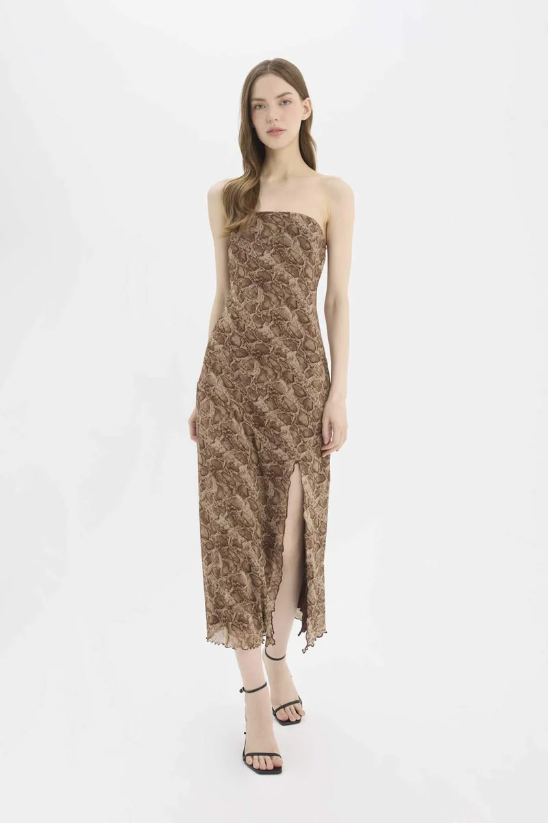 ديفاكتو Strapless Animal Print Tulle Maxi Dress