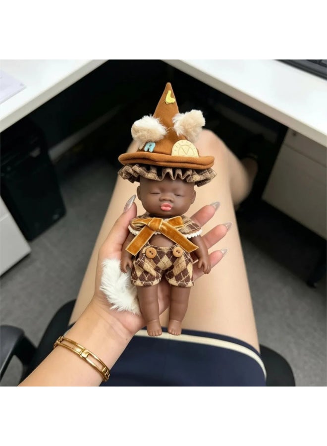 The 14cm Natasha doll, a popular internet sensation, is a stress-relieving toy and a great way to prank office workers and alleviate anxiety. It even comes with clothes! - Image 5