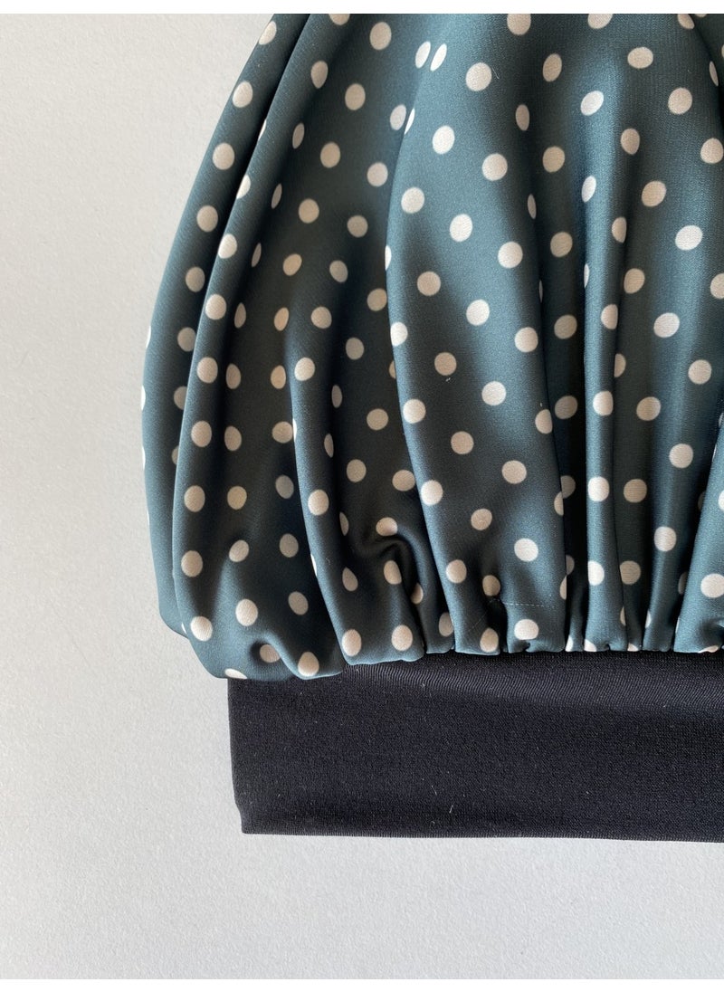 Pistore Green Polka Dot Satin Bonnet and Buckle Set for Curly Hair  - Image 2
