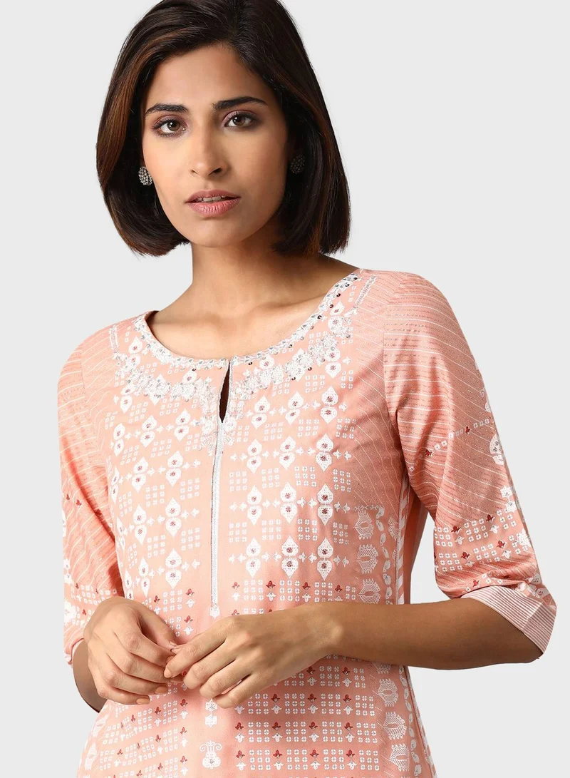 W Crew Neck Printed Kurti