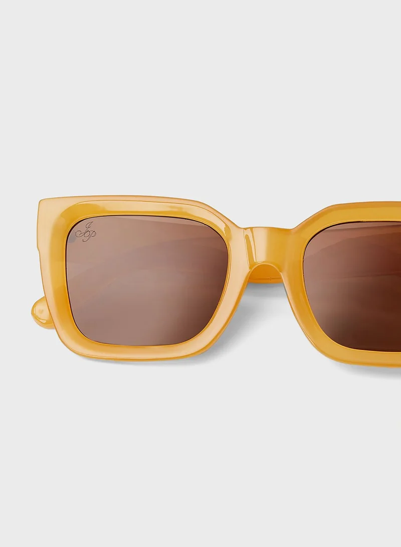 Jeepers Peepers Square Sunglasses
