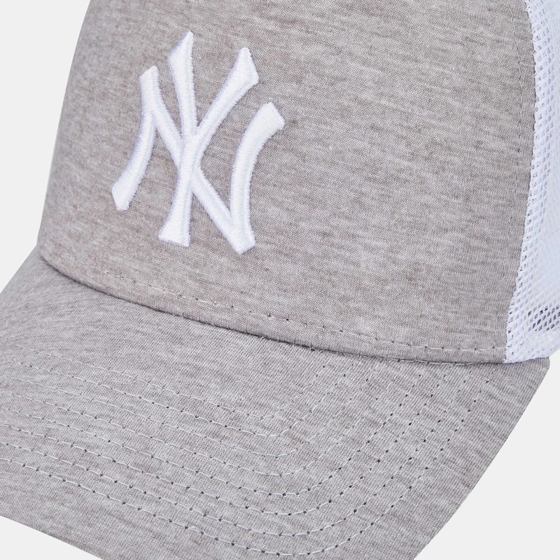 NEW ERA Men's New York Yankees Jersey Essential Trucker Cap