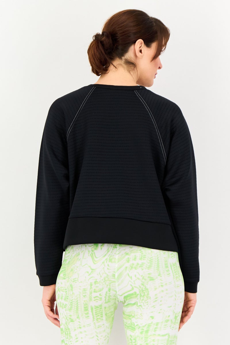 Nike Women Loose Fit Long Sleeve Outdoor Sweatshirt, Black - Image 3