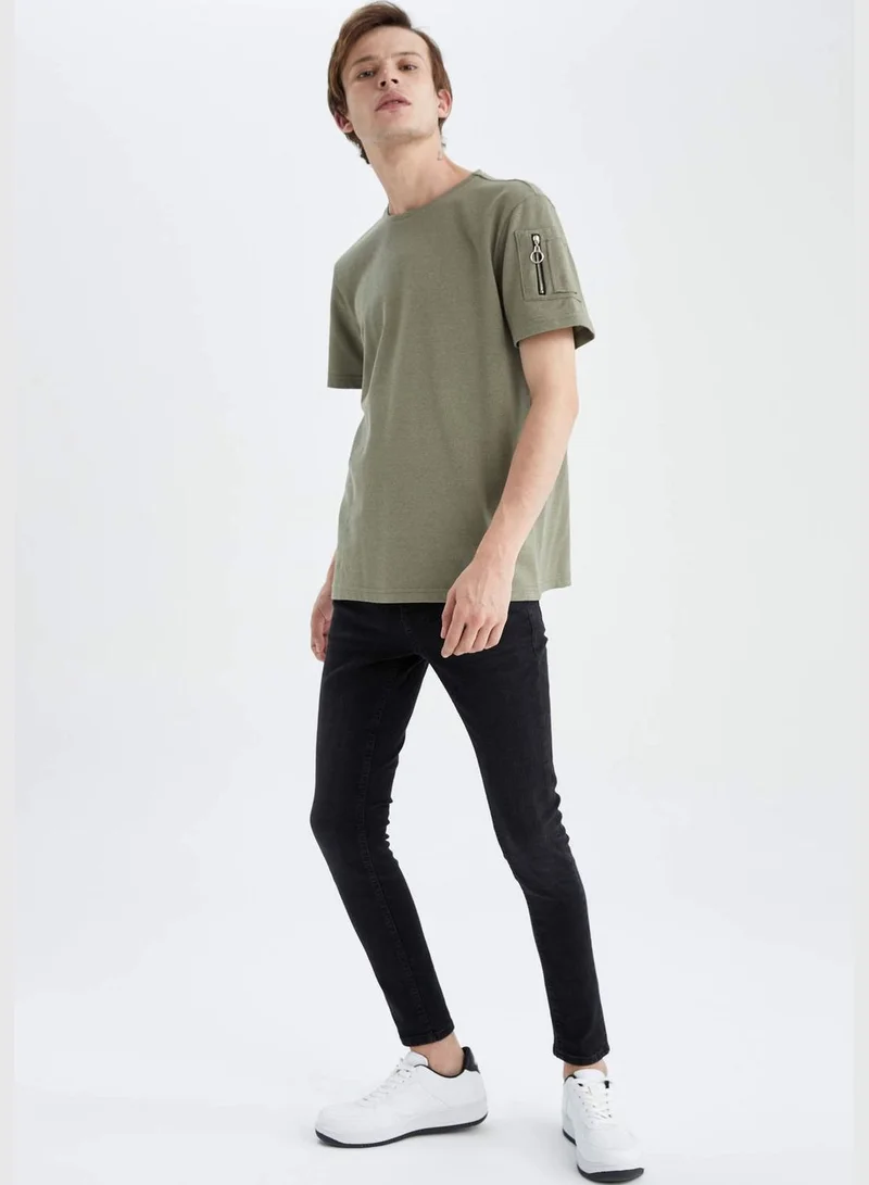 DeFacto Man Regular Fit Crew Neck Short Sleeve T-Shirt
