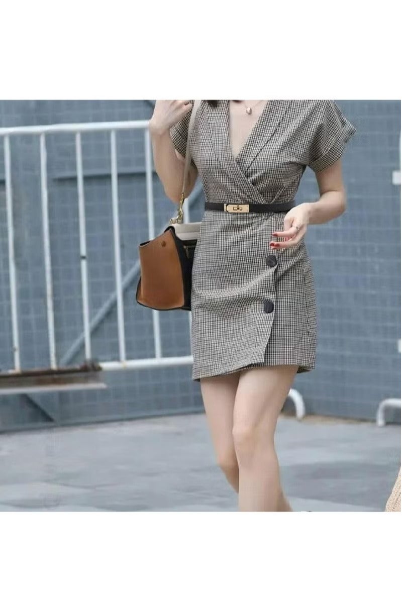 Women's Belt,Classic Ladies Skinny Belts Jeans Belt Buckle Dresses Thin Waist Belt,Vintage Alloy Adjustable Leather Belt Thin Waist Belt Decorative for Dress Jeans Trousers Overcoat(Black) - Image 5