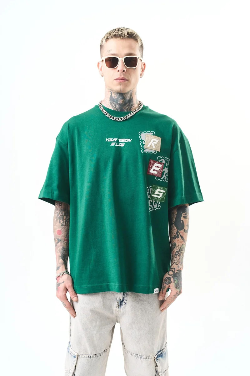 ريسباير تي شيرت رجالي مقاس كبير (Oversize) مطرز بـ "Low Vision"، زيتي (نيفتي)