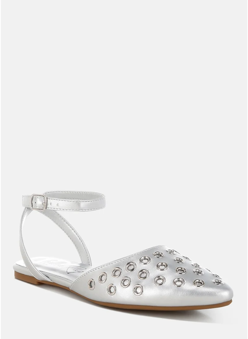 London Rag Metallic Eyelet Detail Flat Sandals in Silver