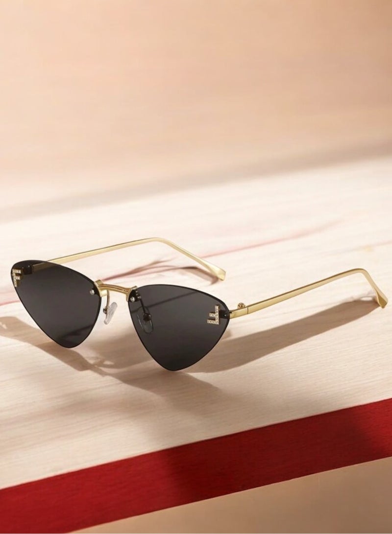 إليجانس نظارة شمسية نسائية أنيقة وعالية الجودة - Image 1