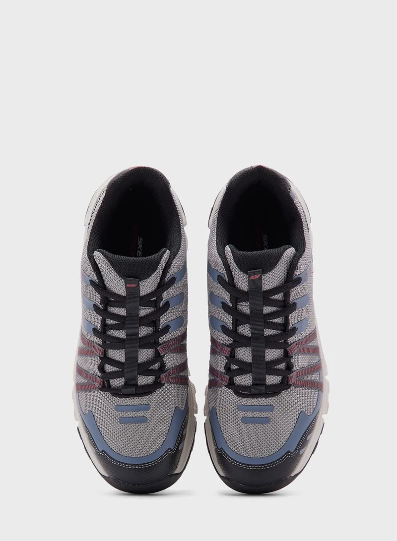 SKECHERS Summits At