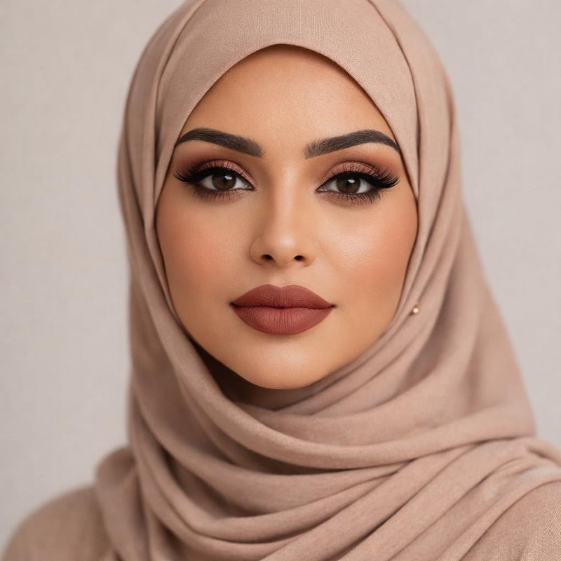فاتن إيطاليا 24/7 Lip Crayon 493 Non-Transfer Lip Crayon Lipstick | Long Lasting Crayon Lipstick with Creamy Matte Finish | Smudge Proof & Kiss Proof - Image 2