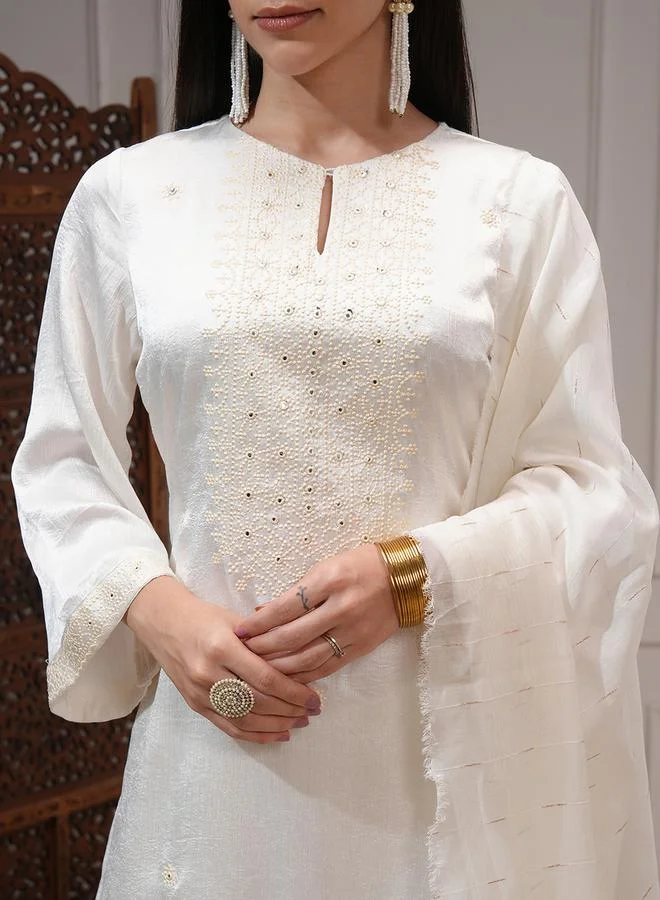 Vishudh Women White Embroidered Kurta Set by Styli