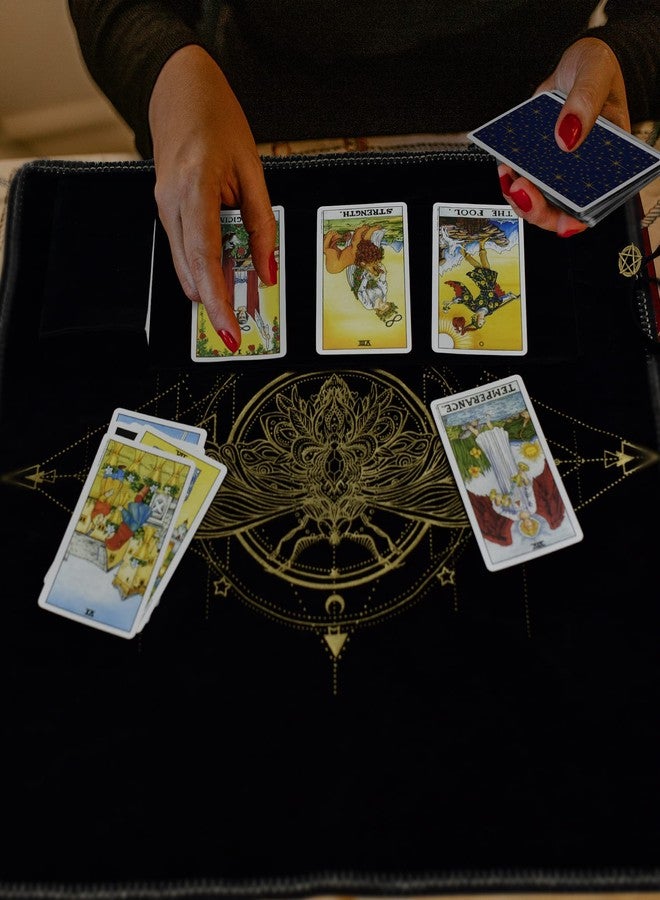 Knana 2Pcs Tarot Card Cloth - Velvet Altar Tarot Cloth with Holder Bag, Golden Bee Pattern - 19.68 x 19.68 inches - Black - Image 4