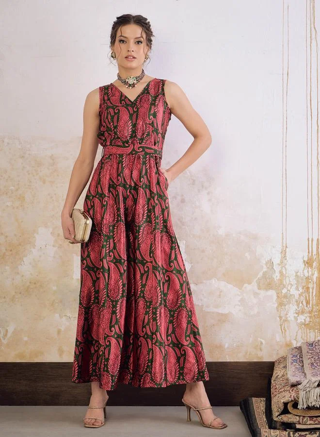 ساسافراس جمبسوت بأرجل واسعة وطبعة بيزلي