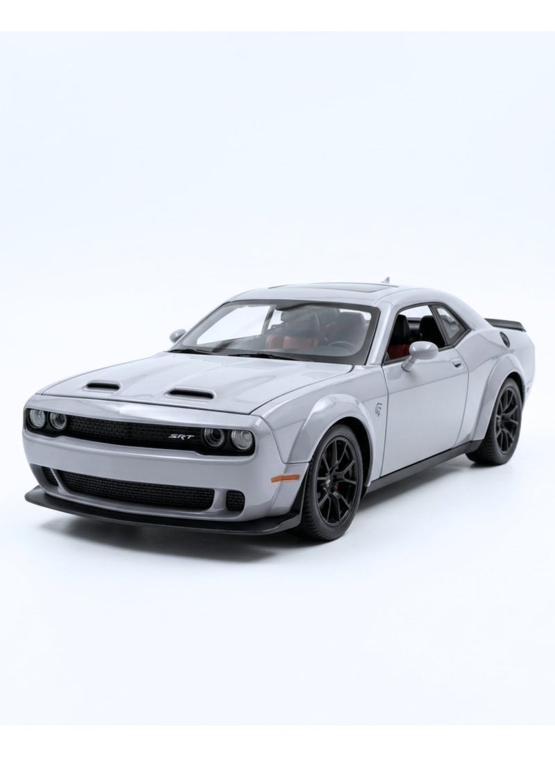 دودج Premium 1:24 Dodge Challenger  Hellcat Diecast Model Car 01 Pcs Assorted - Pull-Back Toy Vehicle with Lights, Sounds, Openable Doors & Foldable Mirrors - Image 5