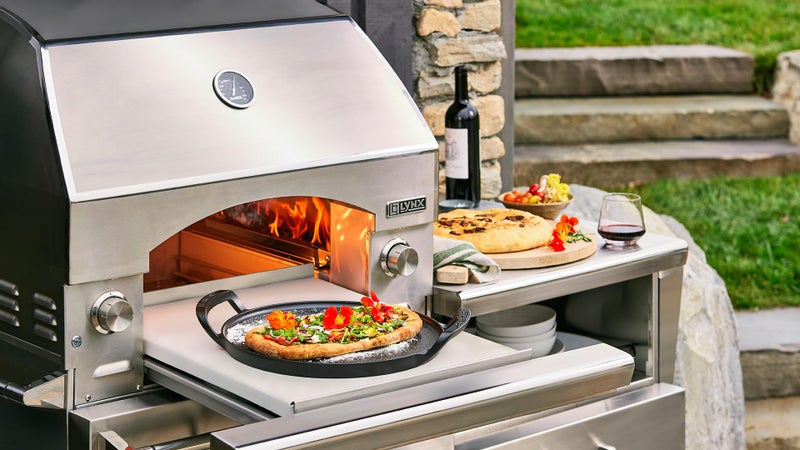 Le Creuset Alpine Outdoor Collection Enameled Cast Iron Pizza Pan, 15" - Image 3