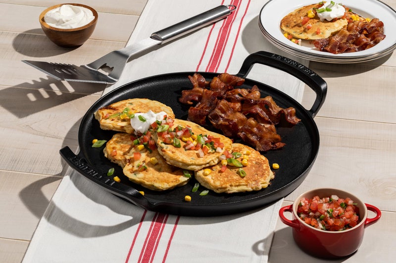Le Creuset Alpine Outdoor Collection Enameled Cast Iron Pizza Pan, 15" - Image 5