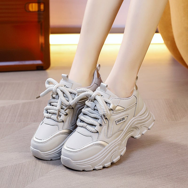 Unisex Casual Sneaker Shoes - Image 1