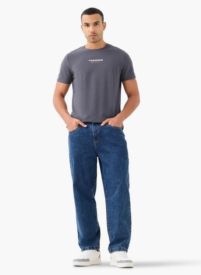 ايكونيك تيشيرت بيكيه بطبعة شعار أيقوني