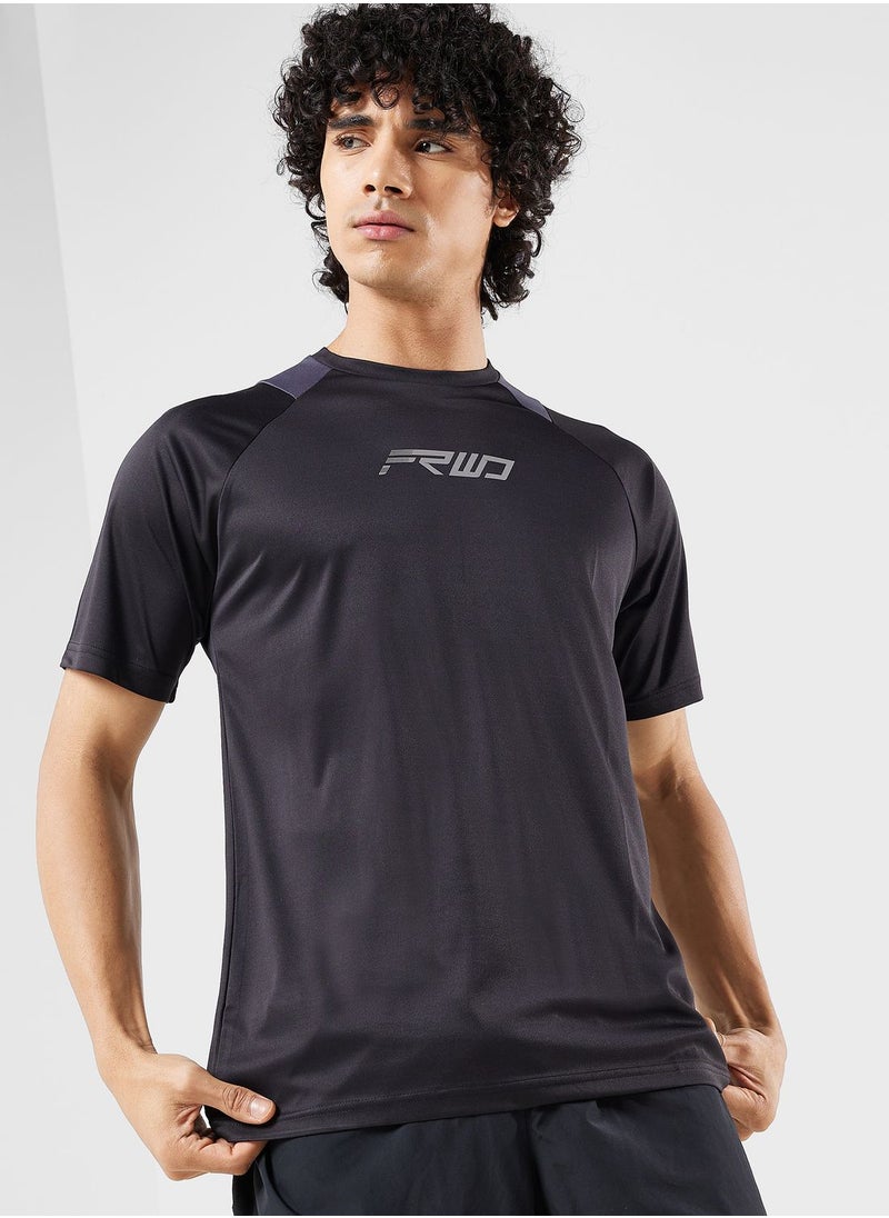 Active T-Shirt - pzsku/Z7E73813595DD83821E6FZ/45/_/1698934884/fbd4d6d9-a1f7-4970-bfdb-89d691187366