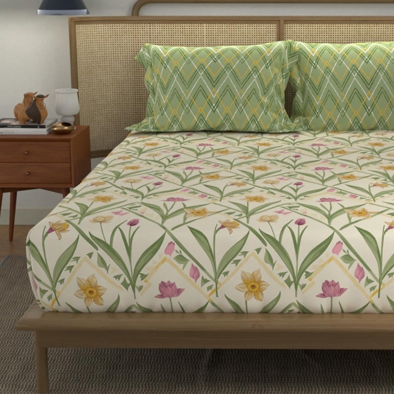 Urban Space ملاءة سرير قطنية 100% من أوربان سبيس للسرير المزدوج مع 2 غطاء وسادة، ملاءة سرير مزدوجة (الحجم 90 × 100 بوصة، لون أخضر الربيع) - Image 1