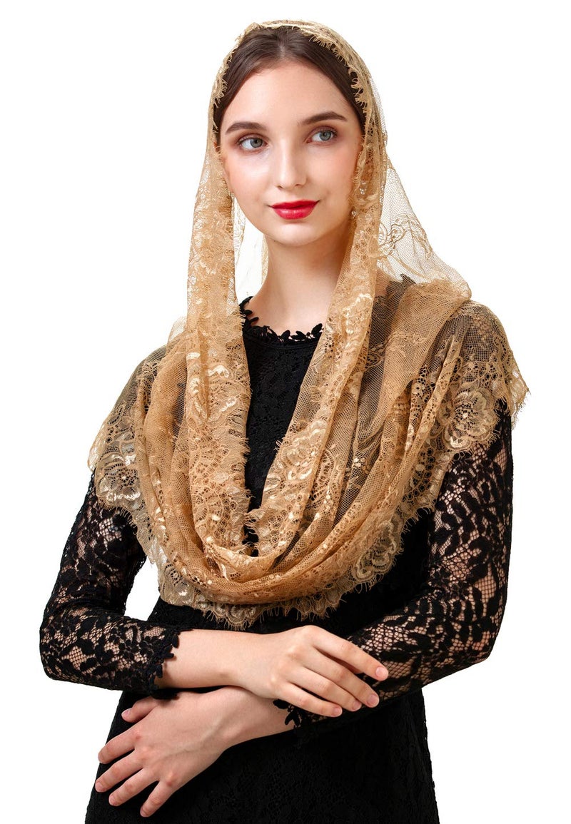 PAMOR Spanish Style Lace Traditional Vintage Inspired Infinity Shape Mantilla Veil Latin Mass Head Covering (Beige) - Image 4