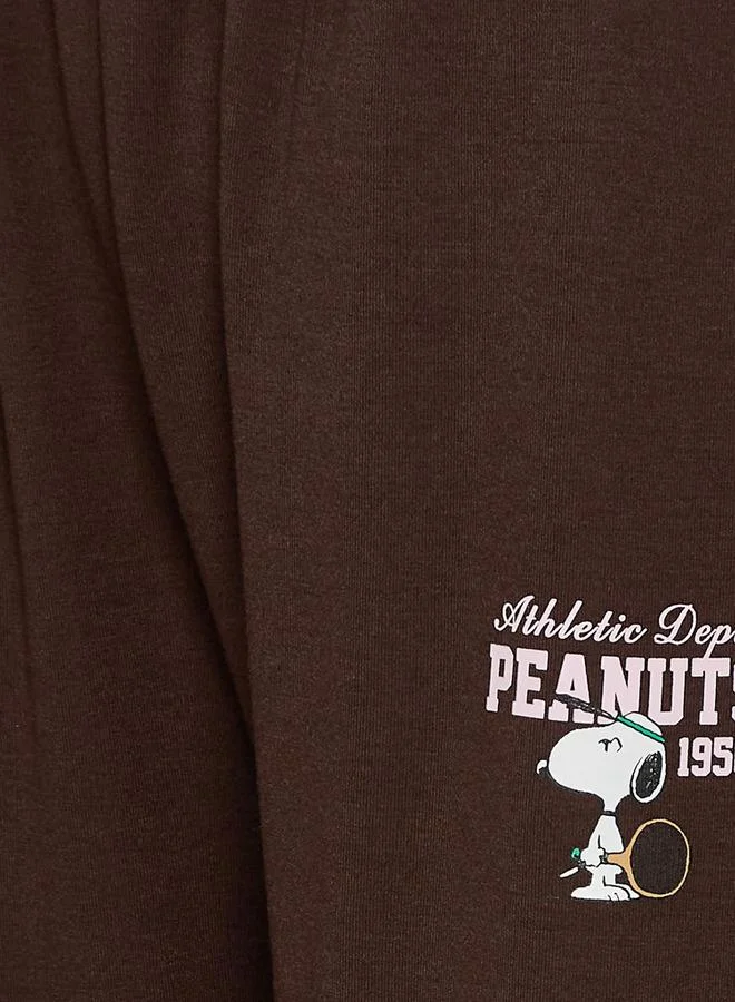SP Characters Mid-Rise Joggers with Peanuts Print