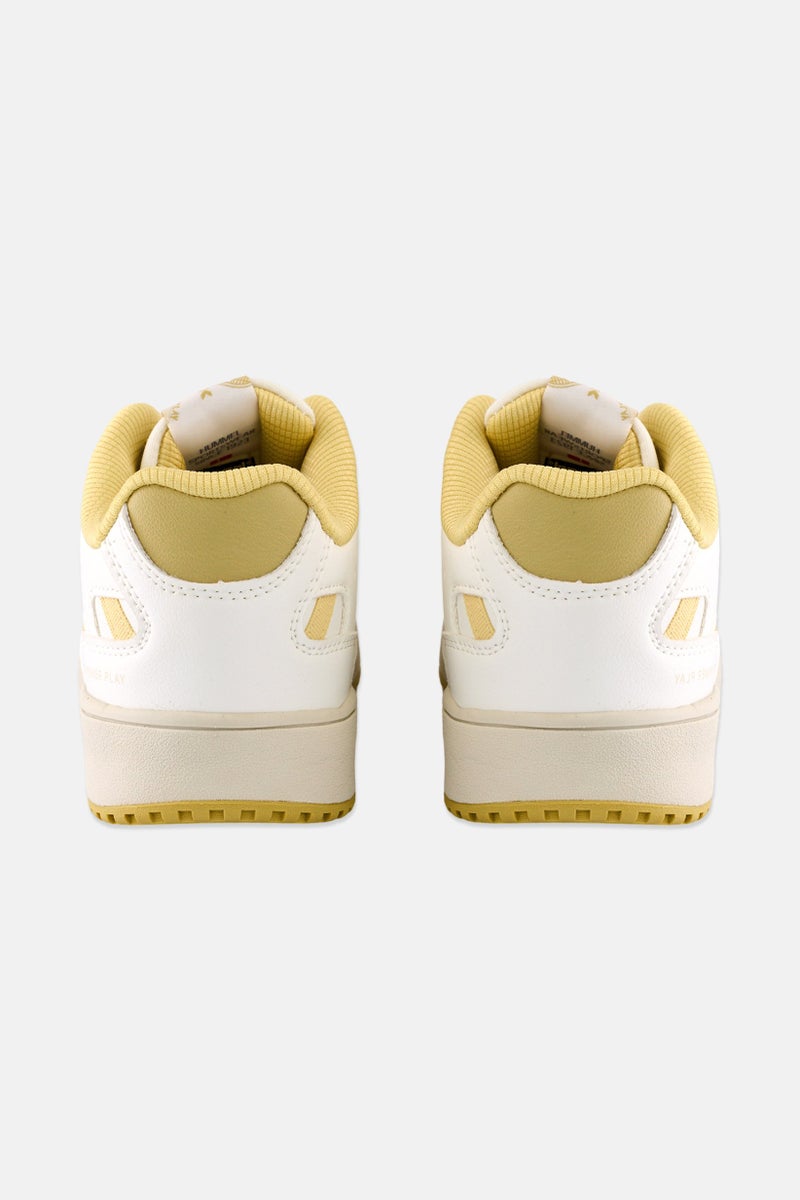 Hummel أحذية خارجية للرجال من ست باور بلاي، بيضاء - Image 3