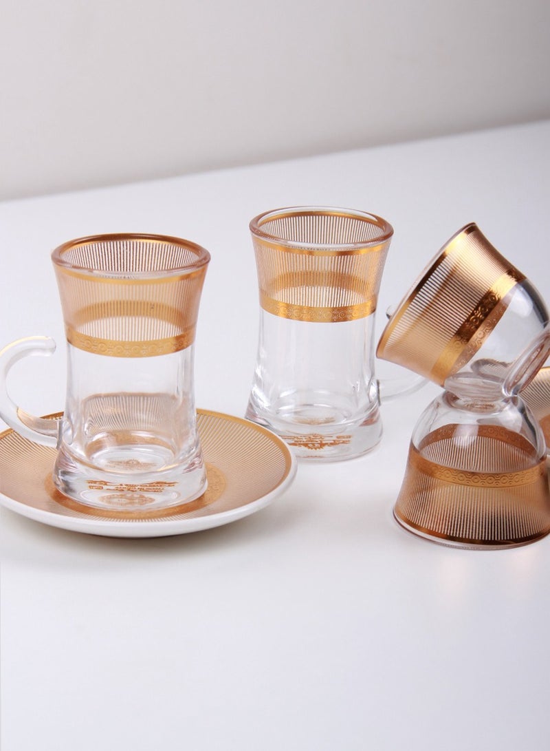 A set of tea cups and coffee cups with saucers  - Image 2