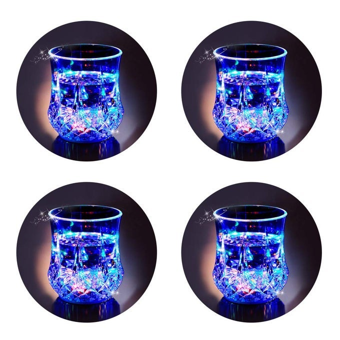 LED CUPS 4 PACK FLASHING LIGHT UP AUTOMATIC WATER ACTIVATED COLOR CHANGING WINE WHISKY BEER COLA JUICE DRINKWARE MUGS SHOT GLASS FOR BAR DISCO NIGHT CLUB PARTY HALLOWEEN CHRISTMAS SET OF 4