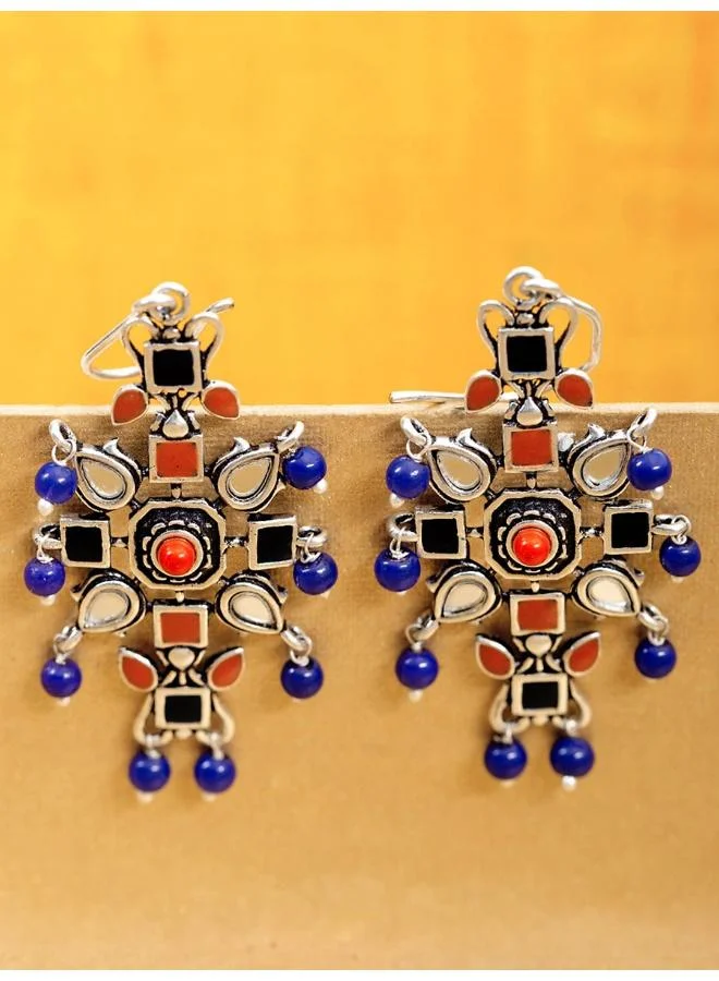 فويلا أقراط مستوحاة من مجوهرات قبائل الكيسار