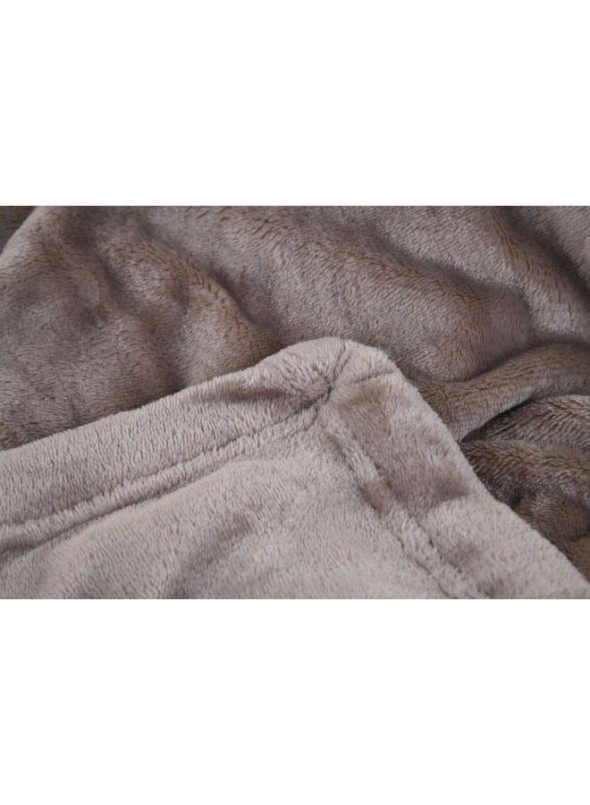 Mintra Lightweight Blanket Bed and Sofa 250 GSM Extra Soft Premium Microfiber Mocha 152x203cm - Image 5