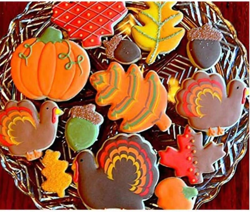 Maykito Fall Thanksgiving Cookie Cutters Set - 8 Pieces - Pumpkin, Football,Turkey, Maple Leaf, Oak Leaf,Squirrel,Candy Corn and Acorn- Stainless Steel - Image 4