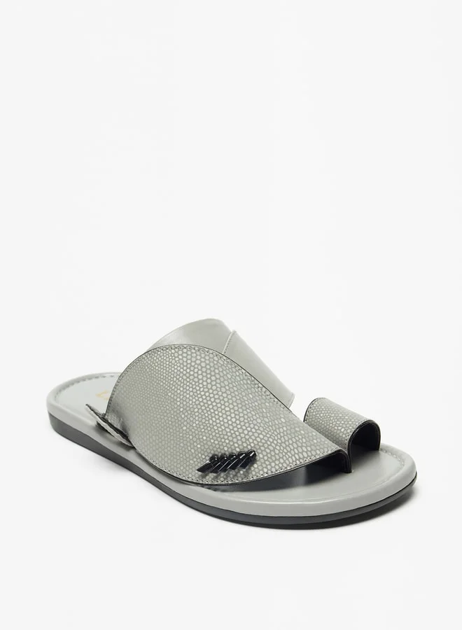 LBL by Shoexpress Boys Textured Slip-On Arabic Sandals with Toe Loop Closure