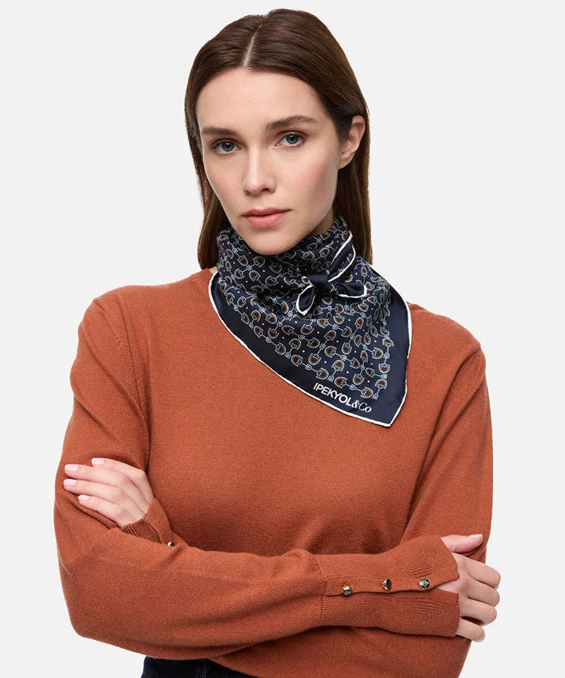ايبيكيول Printed 100% Silk Scarf