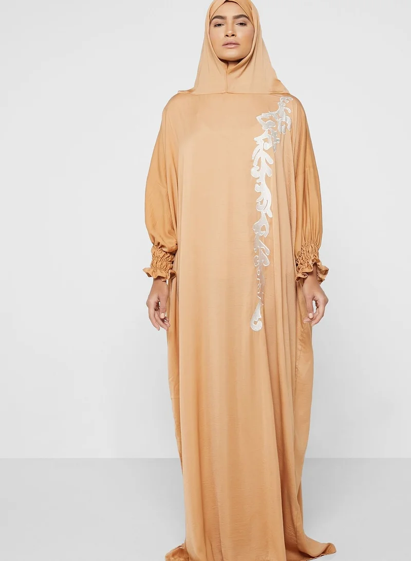 hayas closet Embroidered Detail Cuff Prayer Dress
