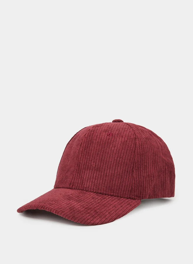 ستايلي Burgundy Solid Velvet Cap