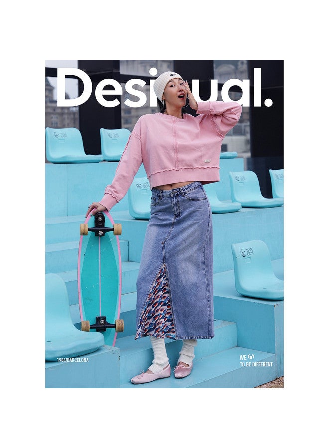DESIGUAL تنورة باتش ورك من قماش الجينز المغسول والشيفون المطبوعة ربيع-صيف 2025 - Image 4