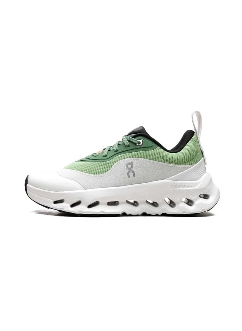 أون حذاء On Running Cloudtilt 2 x Loewe للرجال – أخضر/أبيض | أحذية خفيفة الأداء - Image 4