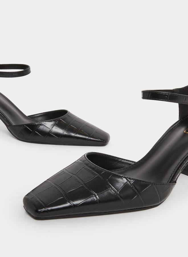 ريد حذاء بكعب سميك بتفاصيل بارزة الملمس - Image 3