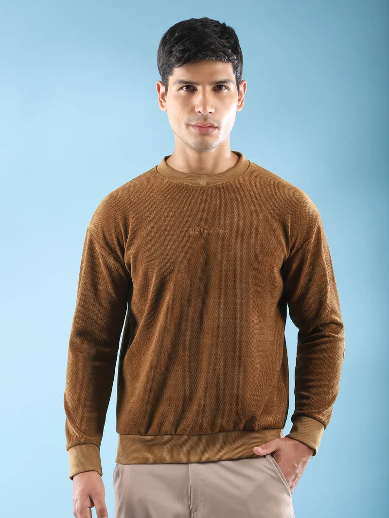 بيونغ سترة قطنية برقبة مستديرة بتطريز الكوع بلون بني البيكان