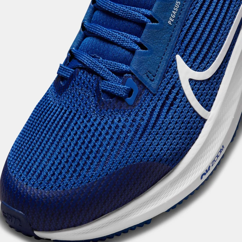 Nike Kids' Air Zoom Pegasus 40 Road Running Shoe (Older Kids)