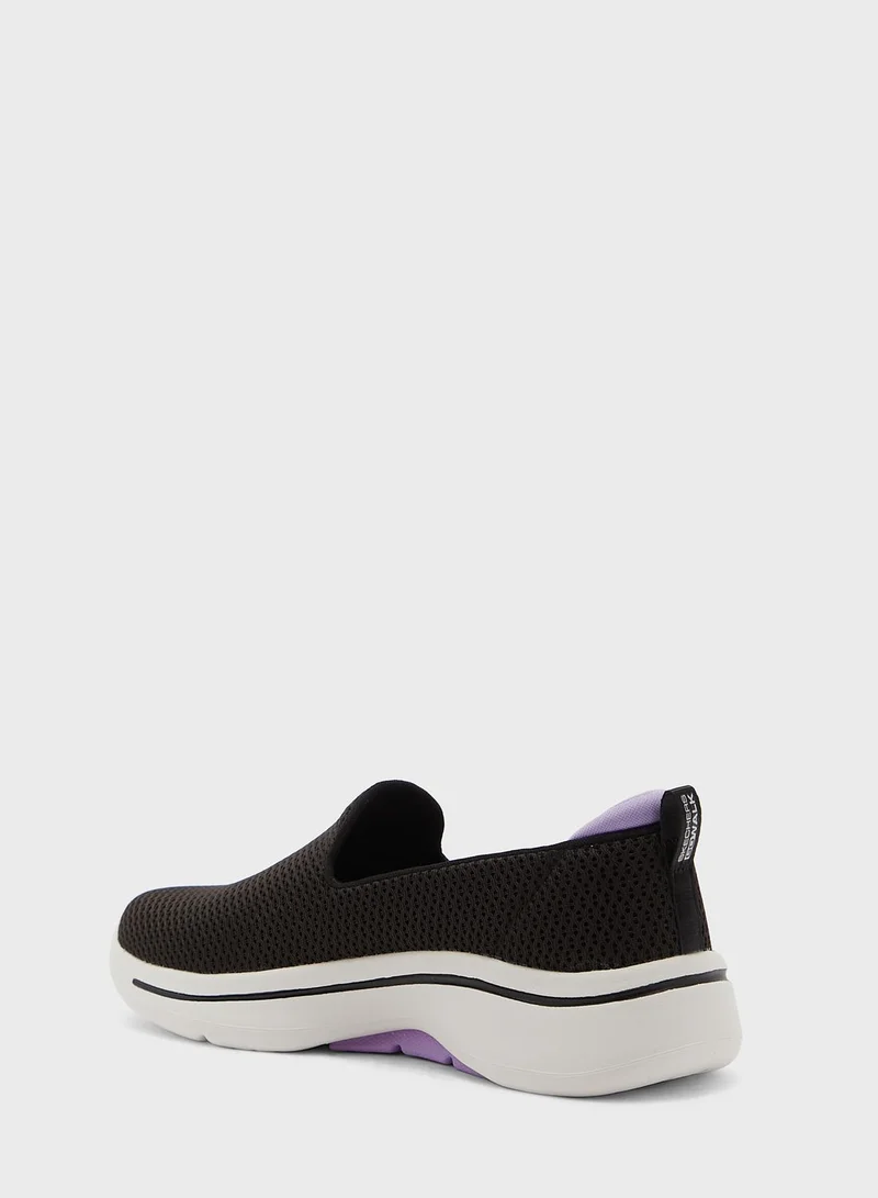 SKECHERS Go Walk Arch Fit