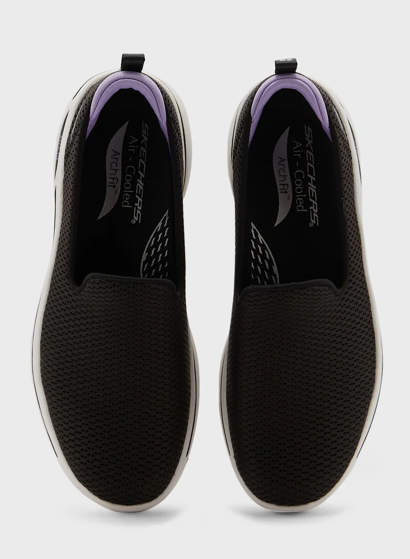 SKECHERS Go Walk Arch Fit