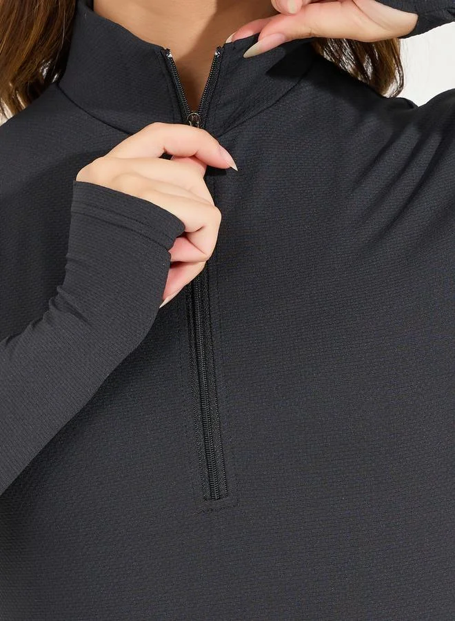 Styli Pack of 3 - Half Zip Up Thumbhole Detail Top, Sports Bra & Leggings Set