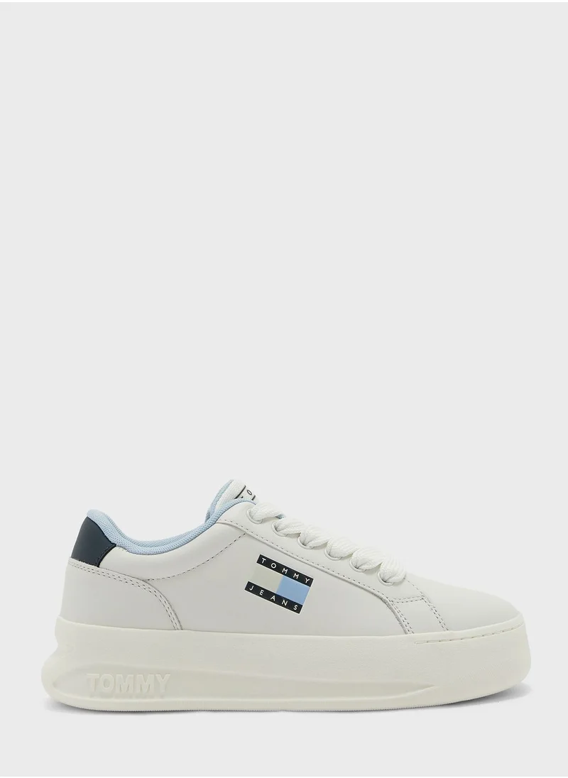 TOMMY JEANS Lace Up Low Top Sneaker