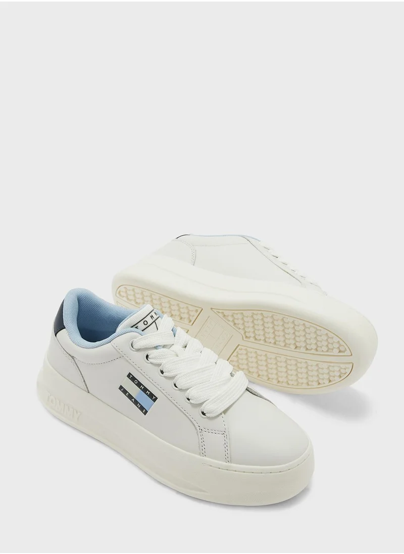 TOMMY JEANS Lace Up Low Top Sneaker