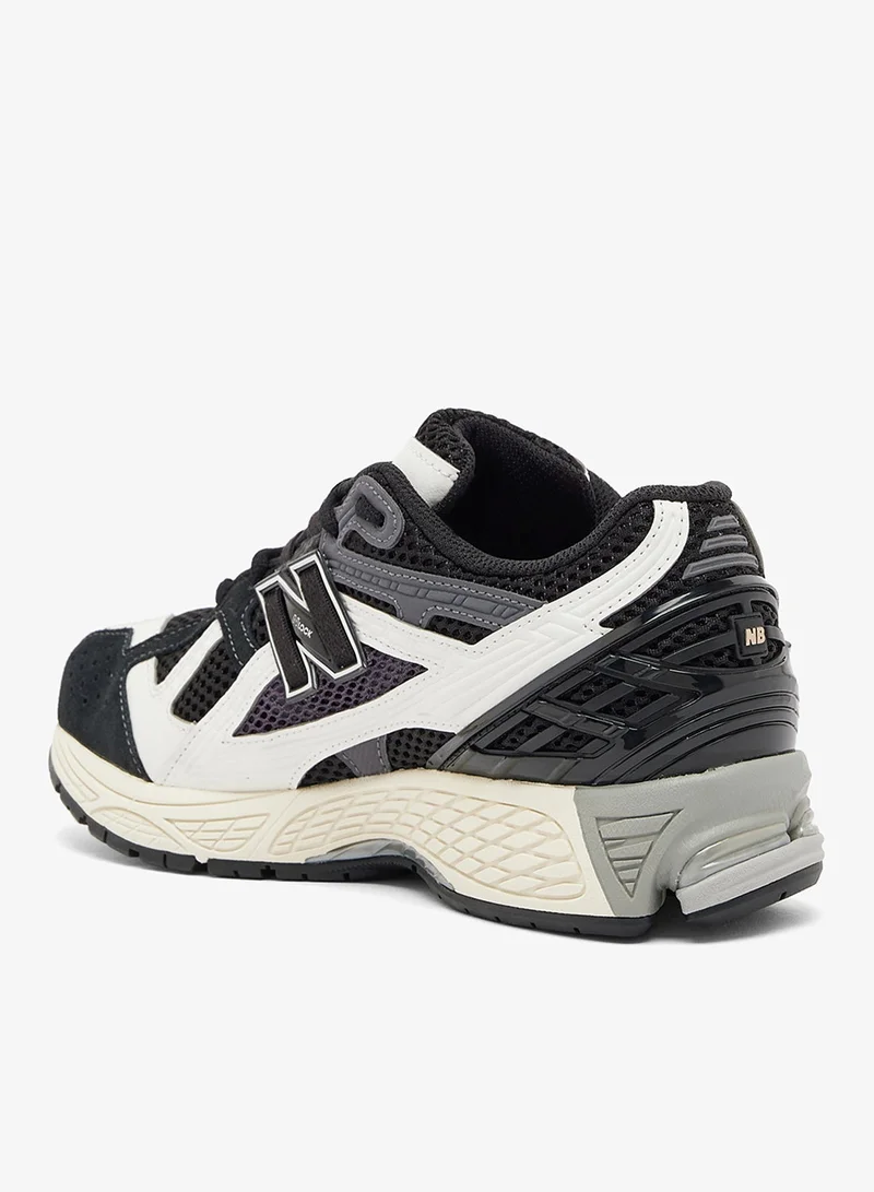 New Balance 1906 Sneakers