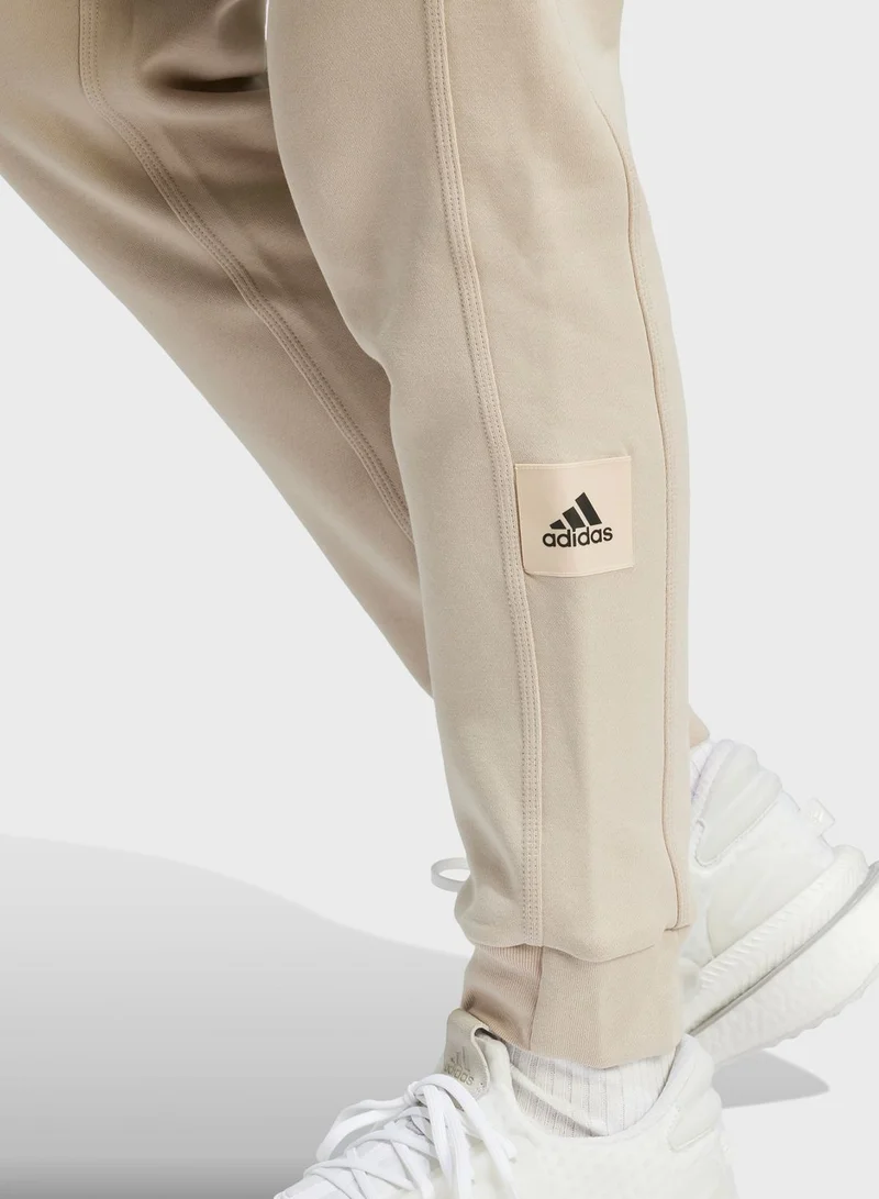 adidas بنطال مريح من الفيليس